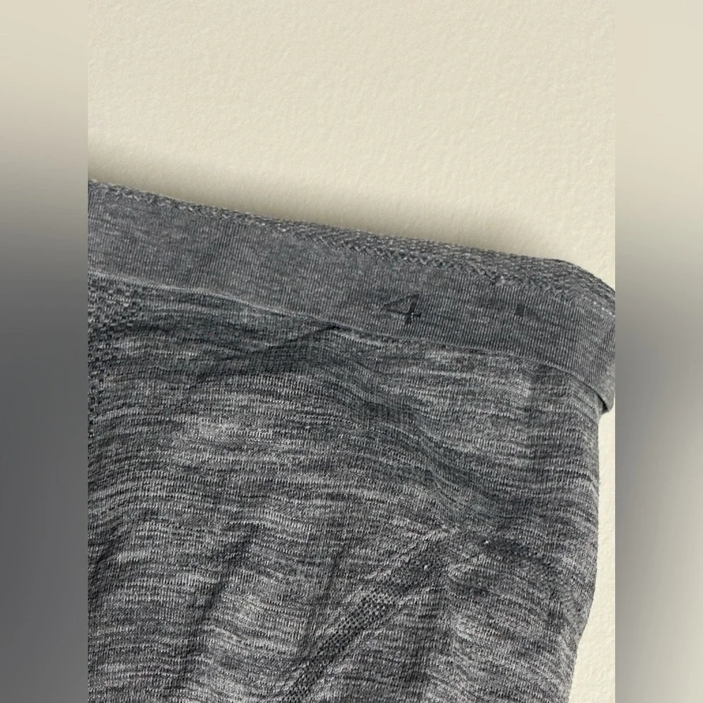 Lululemon Swiftly Tech Racerback - Picture 4 of 4